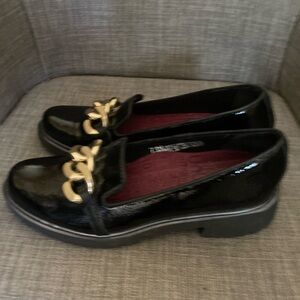 Munro Viv Lug Sole Black Patent Leather Loafers Size 7N MSRP 214.99 NWOT